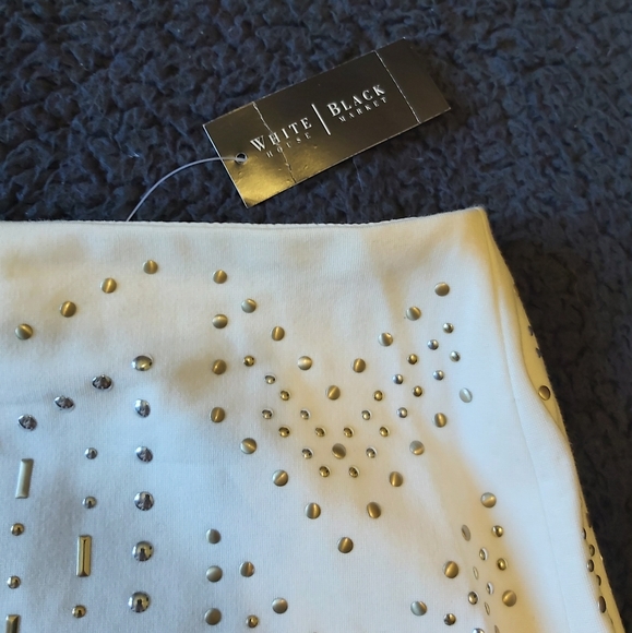NWT Knee-length white studded skirt - Picture 4 of 5